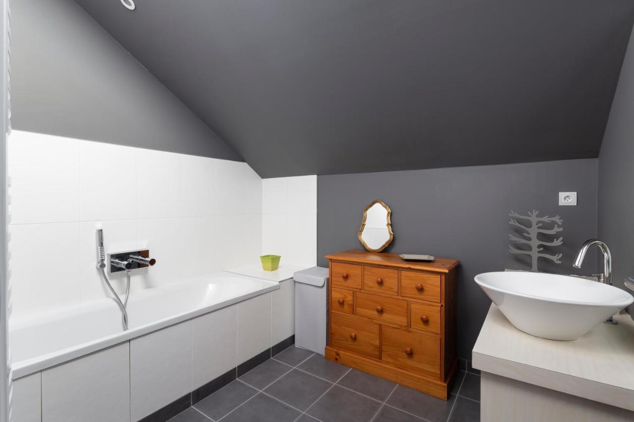 Le Riad - Loft De 230 M2 Au Coeur De ナント エクステリア 写真