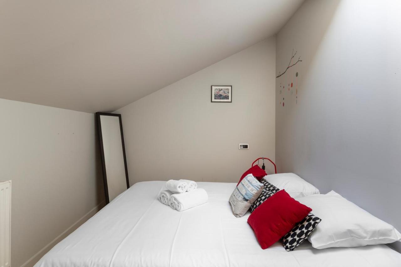 Le Riad - Loft De 230 M2 Au Coeur De ナント エクステリア 写真